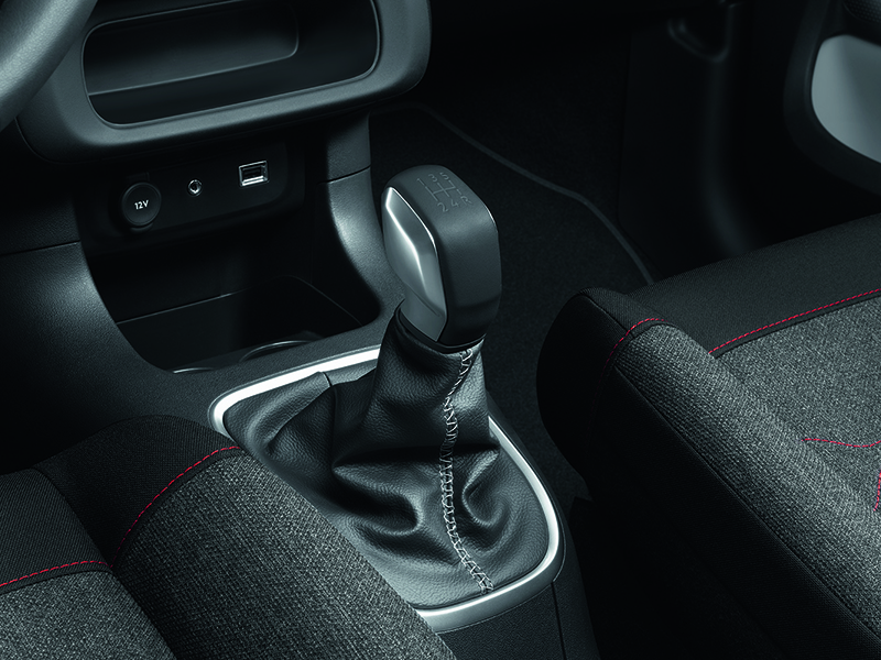 CITROEN Citroen C3 Gearshift knob BVM5 Black leather & Chrome zamak